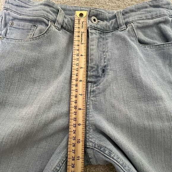 Chico's Platinum Light Denim Jeans Size 0.5 Reg (US Size 6) Boot Cut - Picture 6 of 6